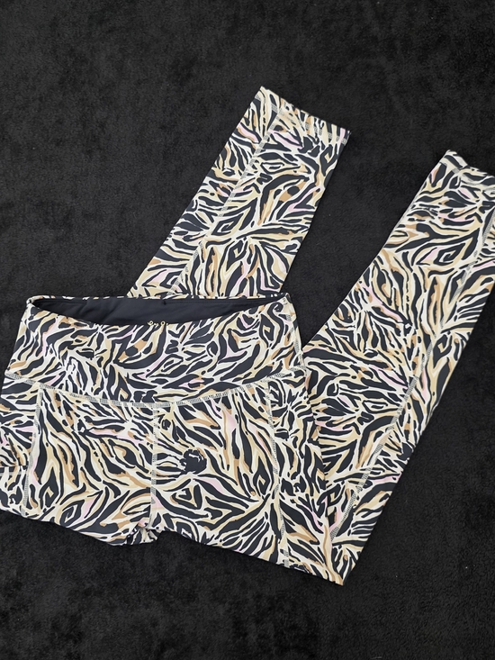 Lilly Pulitzer Pants - Lilly Pulitzer Luxletic Leggings In Animal Print